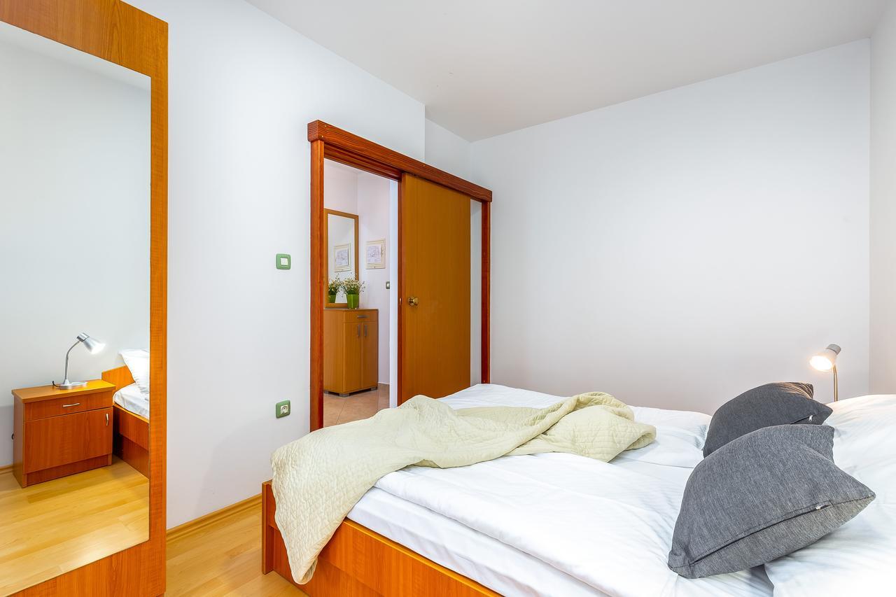 Apartments Nada Rovinj Exterior foto